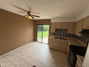 7630 W Homosassa Trail in Homosassa, FL - Building Photo - Building Photo