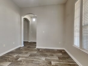 9251 Hawkeye Dr in Jacksonville, FL - Building Photo - Building Photo