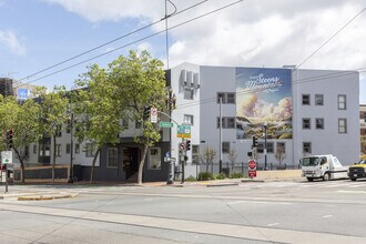 1745 Market St in San Francisco, CA - Building Photo - Building Photo