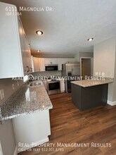 6111 County Rd 642 W in Newburgh, IN - Building Photo - Building Photo