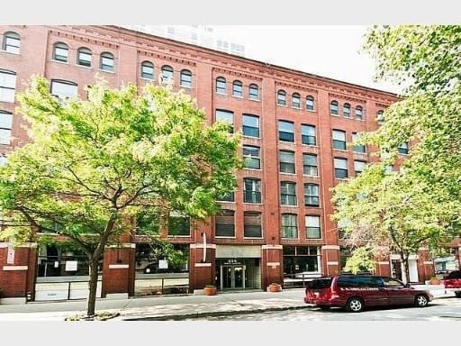 property at 225 W Huron St