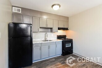 2124 Park Terrace in Atlanta, GA - Building Photo - Building Photo