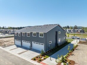 4027 SW Myrtle Aly in Gresham, OR - Building Photo - Building Photo