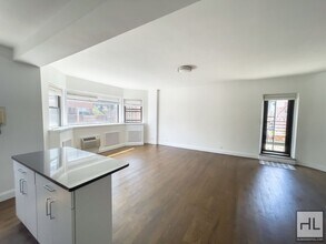 BEEKMAN PLACE, Unit PHD in New York, NY - Building Photo - Building Photo