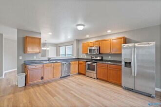 271 Bermuda Lakes Dr in Meridianville, AL - Building Photo - Building Photo
