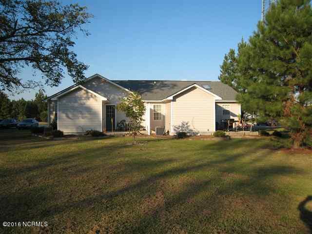 129 Starling Rd in Hubert, NC - Building Photo - Building Photo