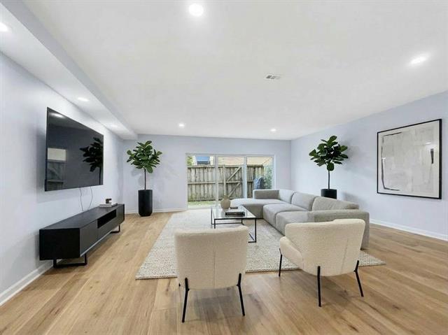 6009 E University Blvd