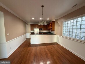 107 N High St in Millville, NJ - Building Photo - Building Photo