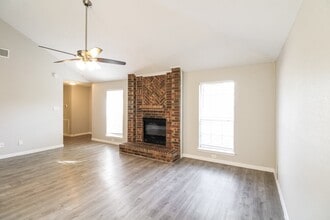 3010 Twinleaf Dr in League City, TX - Building Photo - Building Photo