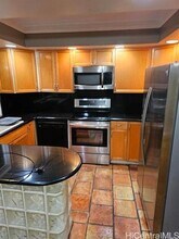201 Opihikao Pl in Honolulu, HI - Building Photo - Building Photo