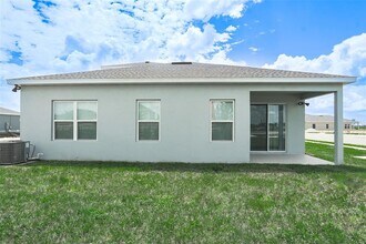 1892 Basenji Dr in Lake Alfred, FL - Building Photo - Building Photo