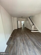 2217 S Chadwick St in Philadelphia, PA - Building Photo - Building Photo