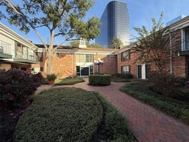 3400 Timmons Ln in Houston, TX - Building Photo