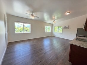 117 Maluniu Ave in Kailua, HI - Building Photo - Building Photo