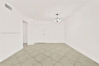 8287 SW 128th St in Miami, FL - Building Photo - Building Photo