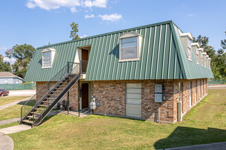 Chandler in Lake Charles, LA - Foto de edificio - Building Photo