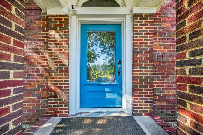 property at 324 W Alabama St