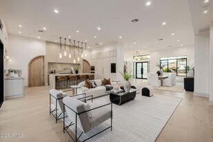 3301 E Elm St in Phoenix, AZ - Building Photo