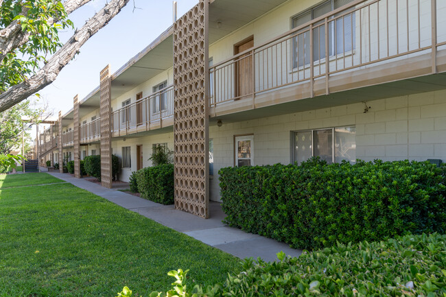 El Dorado Apartments in El Paso, TX - Foto de edificio - Building Photo