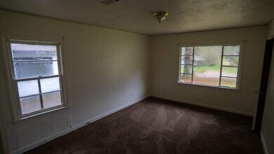 3964 Del Rosa Dr in Jackson, MS - Building Photo - Building Photo