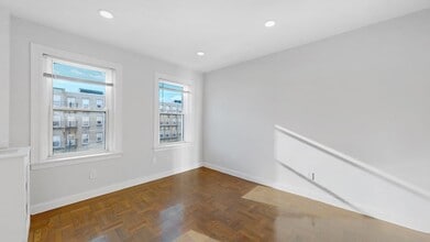 16-40 Queensberry Street in Boston, MA - Foto de edificio - Interior Photo