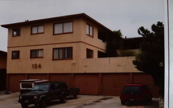 154 Paseo De La Concha in Redondo Beach, CA - Foto de edificio