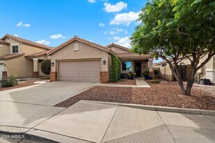 6681 W Dublin Ln in Chandler, AZ - Building Photo