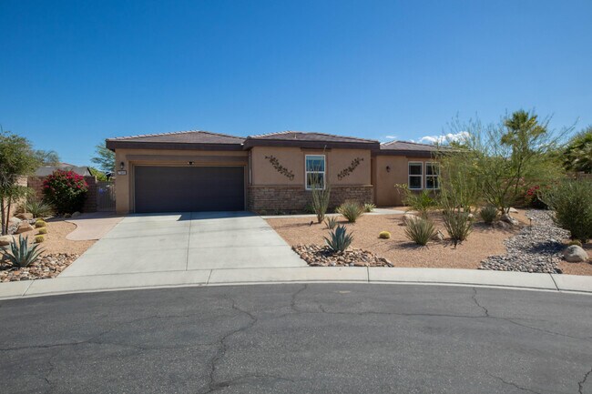 73649 Dali court in Palm Desert, CA - Building Photo - Building Photo