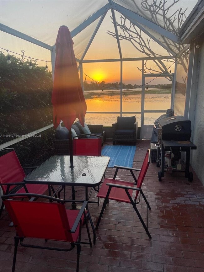 property at 1499 Presidio Dr