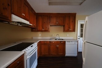 13 Pinedale Cir in Valdosta, GA - Building Photo - Building Photo