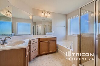 1212 Screech Owl Rd in Waxhaw, NC - Foto de edificio - Building Photo