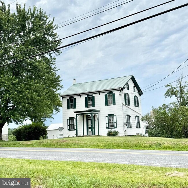property at 851 Daniel Boone Rd