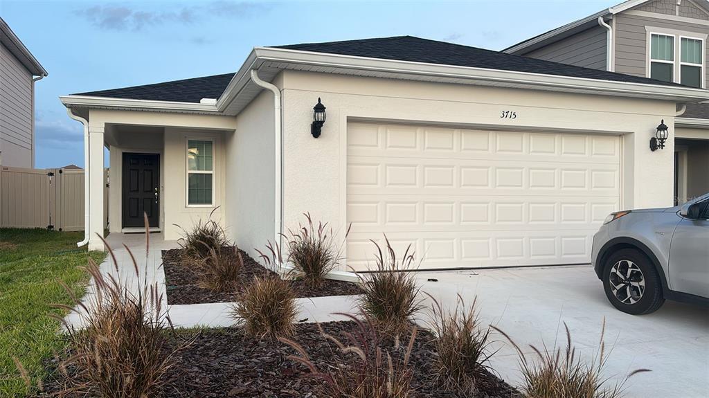 3715 Haddon Ave in Davenport, FL - Building Photo