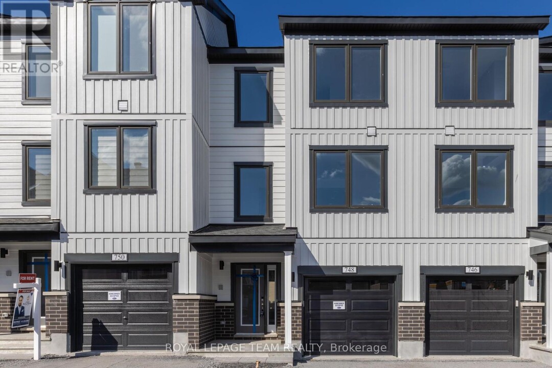 748 Kinstead Private in Ottawa, ON - Building Photo