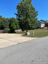 19570 Lyle Ln in Waynesville, MO - Building Photo - Building Photo