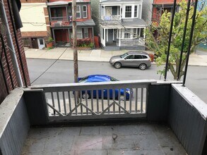 58 Elberon Pl in Albany, NY - Building Photo - Building Photo