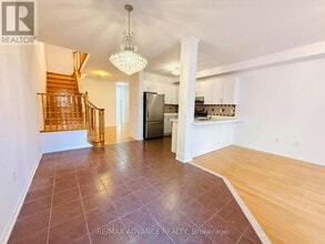 137 Laramie Crescent in Vaughan, ON - Building Photo - Building Photo