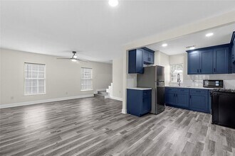 7616 Grahamcrest Dr in Houston, TX - Building Photo - Building Photo
