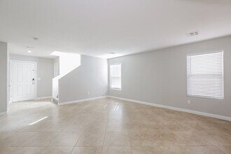 9765 Gold Rush Hill Ct in Las Vegas, NV - Building Photo - Building Photo