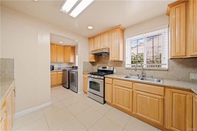 property at 9108 Hermosa Dr