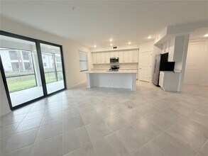 5624 Summit Point Cir in Bradenton, FL - Building Photo - Building Photo