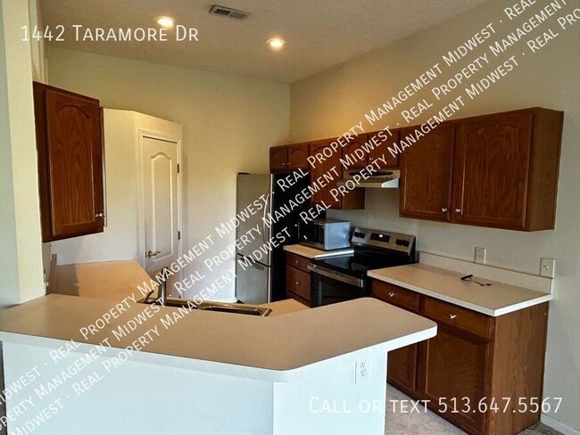 1442 Taramore Dr in Florence, KY - Building Photo - Building Photo