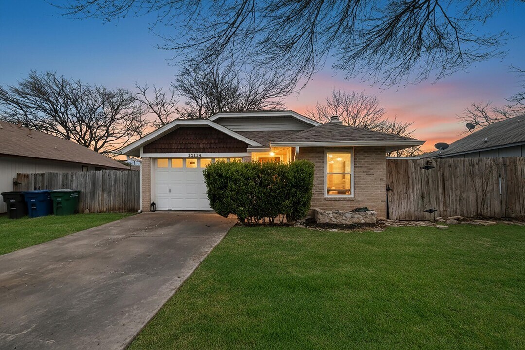 12114 Stoney Bend St in San Antonio, TX - Building Photo