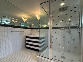 1728 NE 39th St in Oakland Park, FL - Building Photo - Building Photo