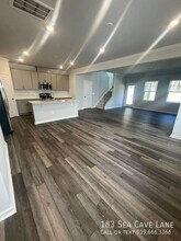 183 Sea Cave Ln in Raleigh, NC - Building Photo - Building Photo