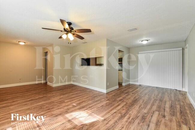 561 Hibiscus Rd in Casselberry, FL - Building Photo - Building Photo