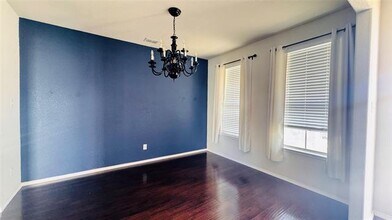 1045 Holly Anne Ln in Aubrey, TX - Building Photo - Building Photo