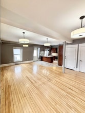324 Queen St in Fredericton, NB - Building Photo - Building Photo