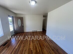 1001 E Sego Lily Dr in Sandy, UT - Building Photo - Building Photo