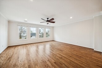 1135 Louise St in Houston, TX - Building Photo - Building Photo